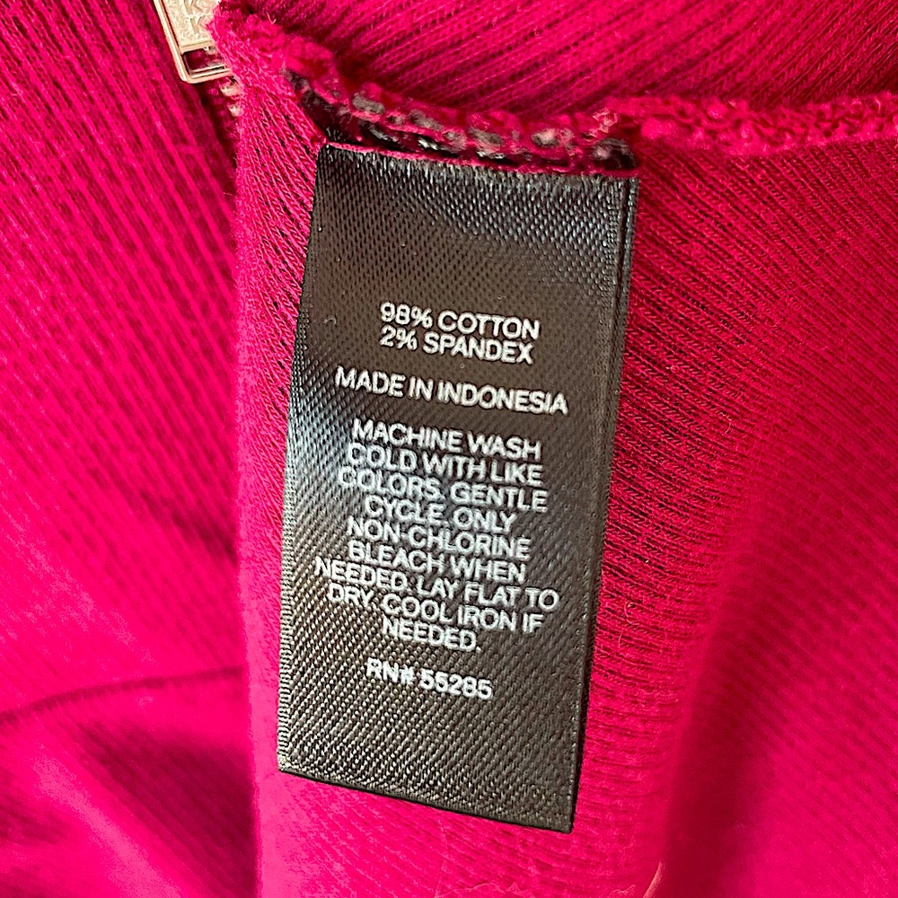 Express | XS Ribbed Raspberry-Colored Zip Dress - Picture 5 of 5